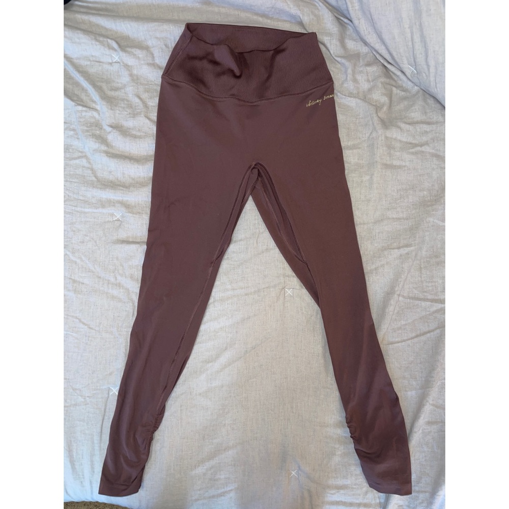 Whitney Simmons ribbed leggings